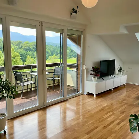 Moderne Oase Mit Panorama-blick フィラハ