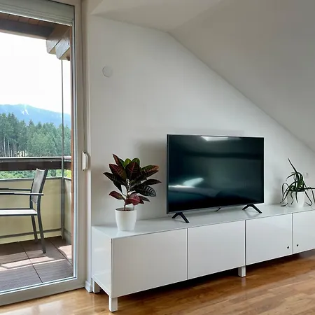 Moderne Oase Mit Panorama-blick Lejlighed Villach