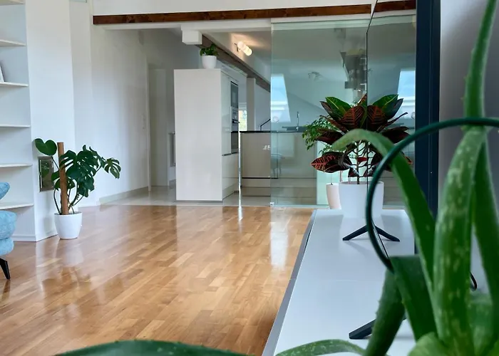 Moderne Oase Mit Panorama-blick Daire